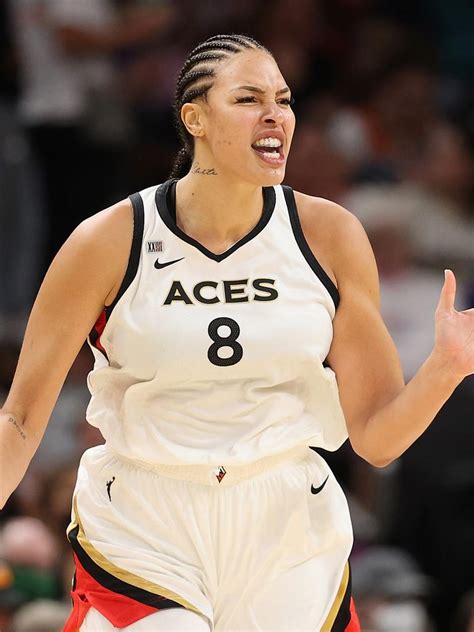 WNBA 2021: Liz Cambage launches OnlyFans, reprimanded over。